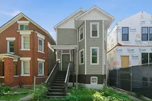 8739 S Colfax Ave, Chicago, IL 60617 - Photo 2