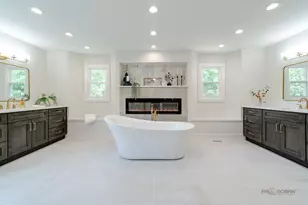408 W Foxdale Ln, Arlington Heights, IL 60004 - Photo 24
