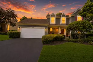 140 Copperwood Dr, Buffalo Grove, IL 60089 - Photo 1