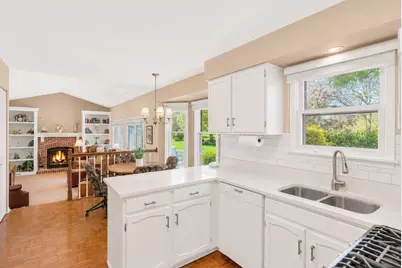 140 Copperwood Drive, Buffalo Grove, IL 60089 - Photo 14