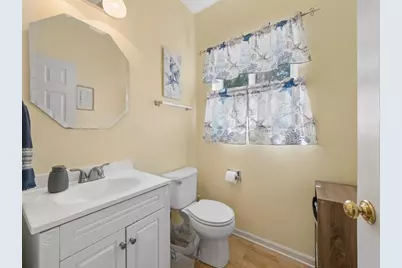 639 Anderson Drive, Lake in the Hills, IL 60156 - Photo 14