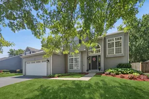 639 Anderson Dr, Lake in the Hills, IL 60156 - Photo 20