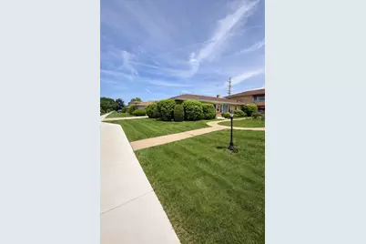 1547 Balmoral Avenue, Westchester, IL 60154 - Photo 2