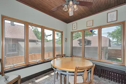 10516 S Seeley Avenue, Chicago, IL 60643 - Photo 12