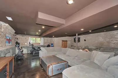 10516 S Seeley Avenue, Chicago, IL 60643 - Photo 28