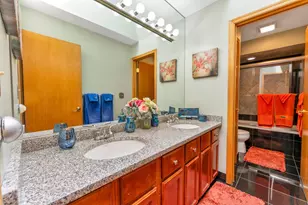 2135 Phillips Dr, Glenview, IL 60026 - Photo 22