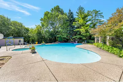 2135 Phillips Drive, Glenview, IL 60026 - Photo 26