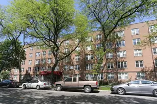 7333 N Ridge Blvd, Chicago, IL 60645 - Photo 2