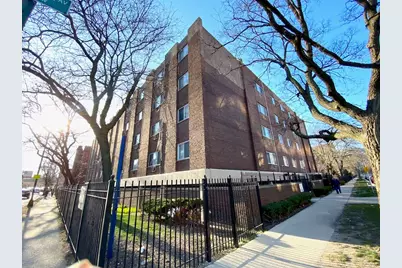 1040 W Hollywood Avenue #322, Chicago, IL 60660 - Photo 1