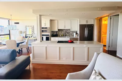 360 E Randolph Street #2002, Chicago, IL 60601 - Photo 6