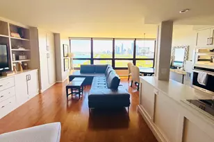 360 E Randolph St, Chicago, IL 60601 - Photo 4