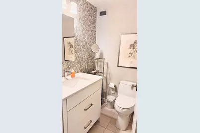 360 E Randolph Street #2002, Chicago, IL 60601 - Photo 8