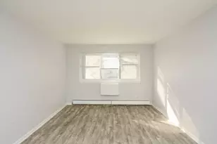1040 W Hollywood Ave, Chicago, IL 60660 - Photo 8
