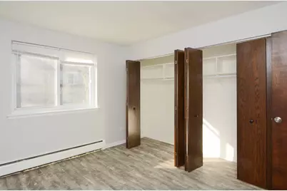 1040 W Hollywood Avenue #204, Chicago, IL 60660 - Photo 16