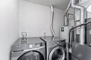 307 Abington Woods Dr, Aurora, IL 60502 - Photo 20
