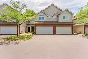 307 Abington Woods Dr, Aurora, IL 60502 - Photo 1