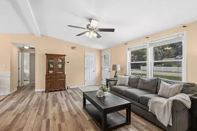 411 Highland Road, Grayslake, IL 60030 - Photo 2