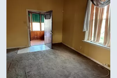 10026 S Indiana Avenue, Chicago, IL 60628 - Photo 10