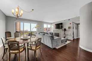 5 E 14th Pl, Chicago, IL 60605 - Photo 4