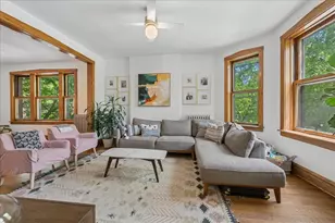 4258 N Winchester Ave, Chicago, IL 60613 - Photo 8