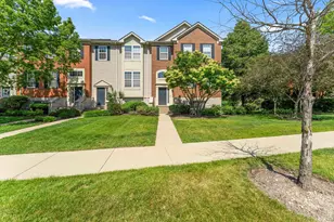 758 Lambert Ln, Bartlett, IL 60103 - Photo 4