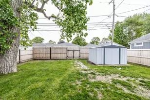 7535 Kenton Ave, Skokie, IL 60076 - Photo 58