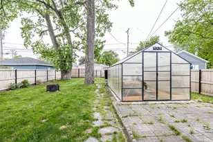 7535 Kenton Ave, Skokie, IL 60076 - Photo 54