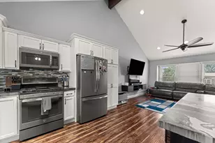8036 Farmhouse Rd, Frankfort, IL 60423 - Photo 10