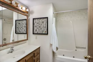 7605 Ash Dr, Wonder Lake, IL 60097 - Photo 18