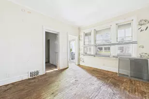 1327 W 72nd Pl, Chicago, IL 60636 - Photo 4