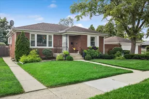 1300 Evers Ave, Westchester, IL 60154 - Photo 2