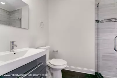 2329 W Barry Avenue #1, Chicago, IL 60618 - Photo 8