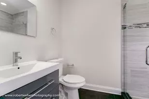 2329 W Barry Ave, Chicago, IL 60618 - Photo 8