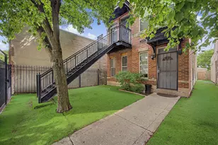 915 S Kedzie Ave, Chicago, IL 60612 - Photo 1