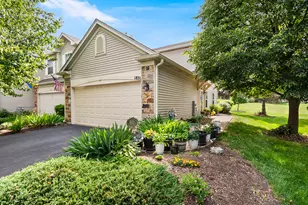 1851 Wisteria Dr, Aurora, IL 60503 - Photo 2
