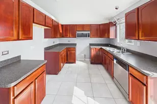 695 Cassandra Ln, University Park, IL 60484 - Photo 8