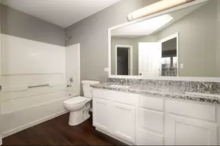 4036 Blackstone Dr, Aurora, IL 60504 - Photo 10