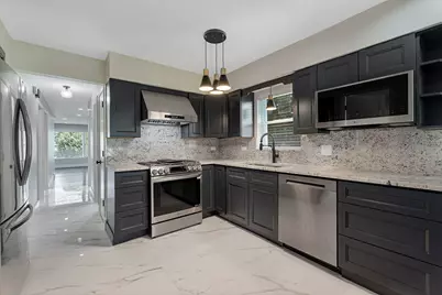 566 N Howard Avenue, Elmhurst, IL 60126 - Photo 6