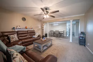 303 Chesterfield Ct, Bourbonnais, IL 60914 - Photo 8