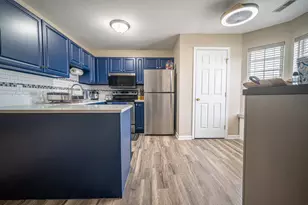 303 Chesterfield Ct, Bourbonnais, IL 60914 - Photo 4