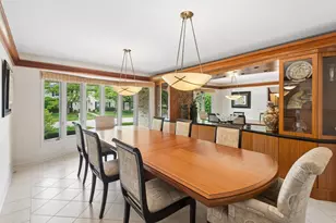 2445 Vicki Ln, Northbrook, IL 60062 - Photo 8