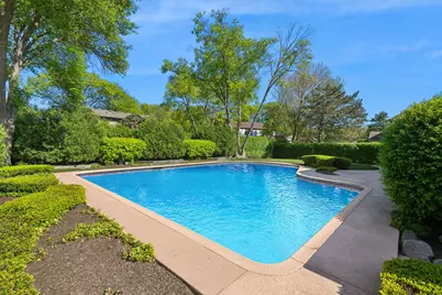 2445 Vicki Lane, Northbrook, IL 60062 - Photo 32