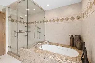 2445 Vicki Ln, Northbrook, IL 60062 - Photo 16
