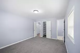 165 Hansom Dr, Wheeling, IL 60090 - Photo 14