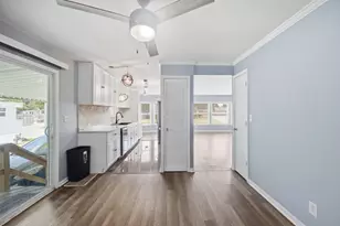 165 Hansom Dr, Wheeling, IL 60090 - Photo 10
