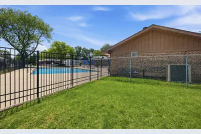 165 Hansom Drive, Wheeling, IL 60090 - Photo 20