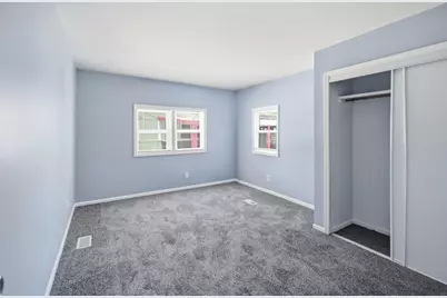 165 Hansom Drive, Wheeling, IL 60090 - Photo 12