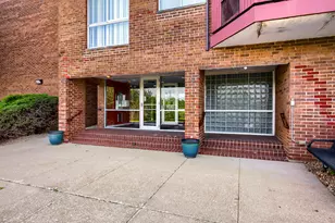 100 Park Ave, Calumet City, IL 60409 - Photo 2