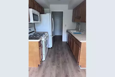 305 Northwestern Court #B, Bloomingdale, IL 60108 - Photo 8