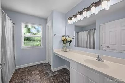 406 Mooresfield Street, Elgin, IL 60124 - Photo 24